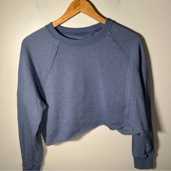 Aerie blue slouchy oversized cropped sweater S - Picture 2 of 6